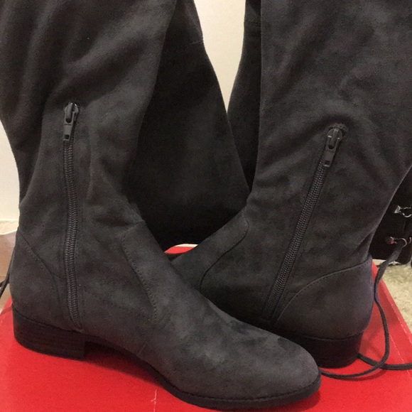 Shalisa Guess Knee High Boots - Picture 4 of 12